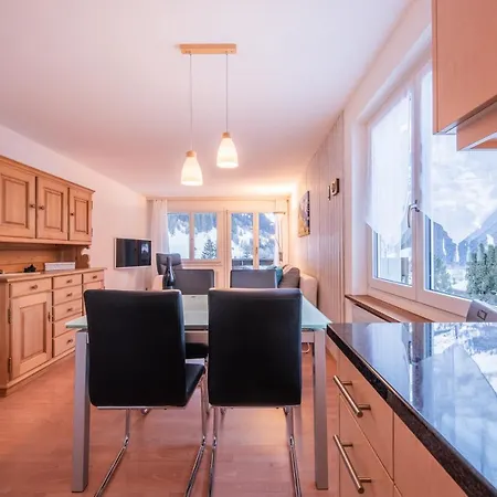 Atemberaubende Sicht Auf Eiger Nordwand Apartmán
